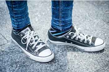 At What Age Should You Stop Wearing Converse?