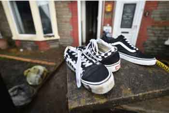 Are Vans Good Driving Shoes?