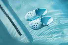 Can You Wear Crocs in the Water