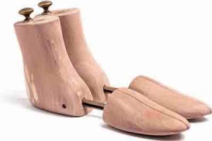 Best Cedar Shoe Trees for Boots